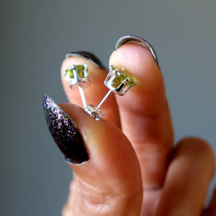 Earrings Peridot Earrings Twinking Green Studs Sterling Silver Satin Crystals