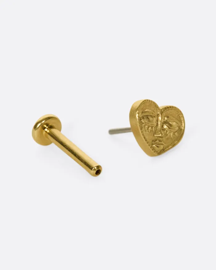 NEW YORK ADORNED Earrings Baby Vom Threadless Earring