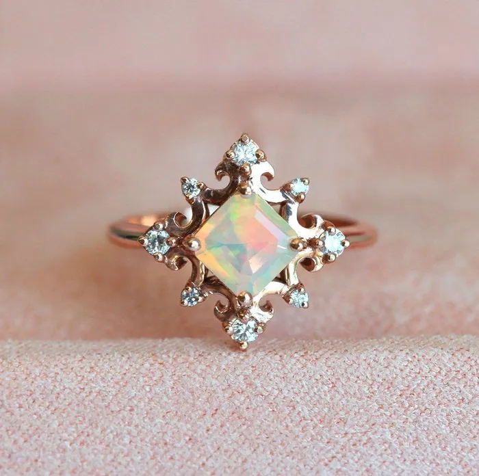 capucinne Rings Lilyanna Vintage Opal Ring