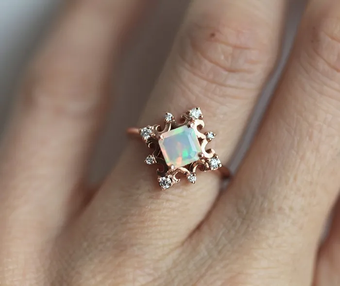 capucinne Rings Lilyanna Vintage Opal Ring