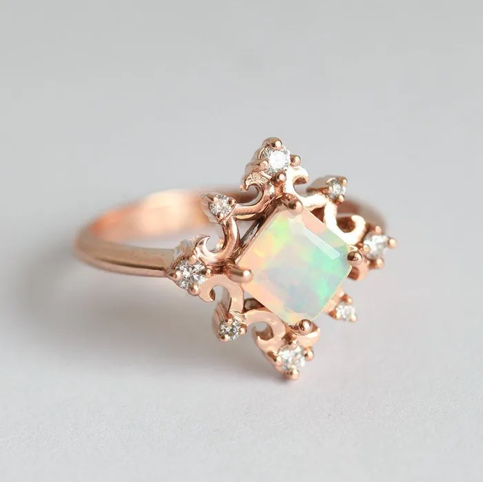 capucinne Rings Lilyanna Vintage Opal Ring