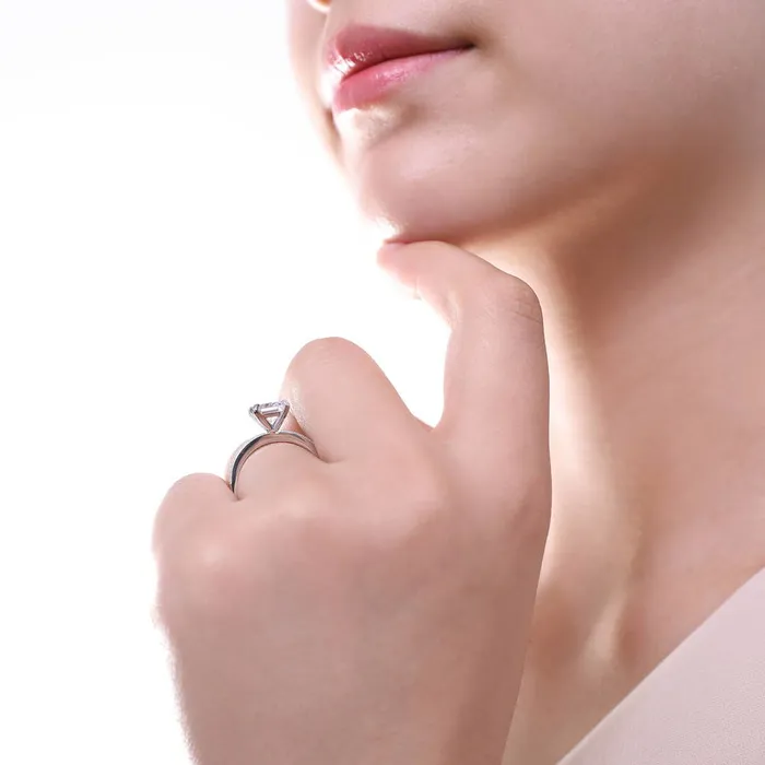 Rings Bubble Solitaire 1ct CZ Ring Set in Sterling Silver BERRICLE