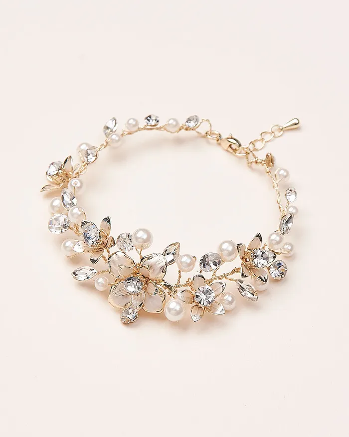 Bracelets Dareth Colburn Petite Pearl Floral Bracelet