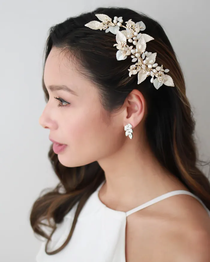 Earrings Dareth Colburn Cesili Pearl Clip