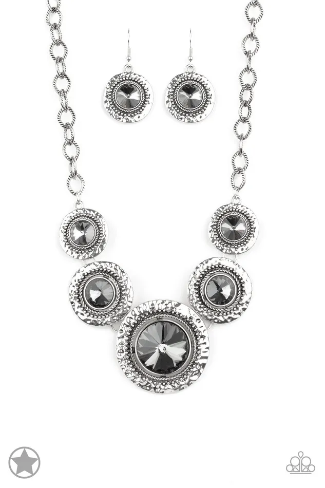 Necklaces All Eyes On U Jewelry Paparazzi Accessories Global Glamour Gunmetal Paparazzi Necklace Necklaces All Eyes On U Jewelry Paparazzi Accessories Global Glamour Gunmetal Paparazzi Necklace