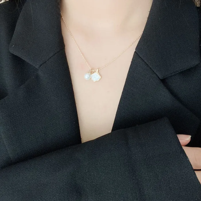 Refined by AnnaKaci Necklaces Iridescent Shell and Pearl Necklace