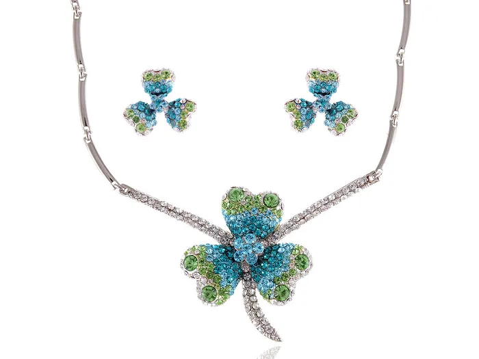 Swarovski Crystal Lucky Blue Green Irish Clover Earring Necklace Set Alilang Necklaces Swarovski Crystal Lucky Blue Green Irish Clover Earring Necklace Set Alilang Necklaces