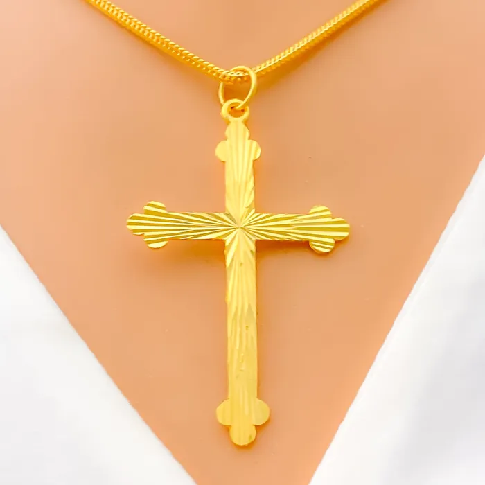 Andaaz Jewelers Necklaces Reflective 22k Gold Cross Pendant