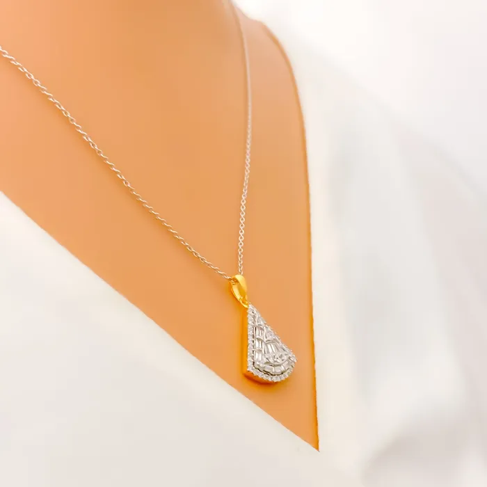 Andaaz Jewelers PreStyled Sets Timeless Diamond 18k Gold Pendant