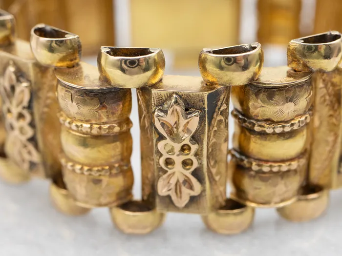 Bracelets 18K Yellow Gold Victorian Floral Link Bracelet Market Square Jewelers