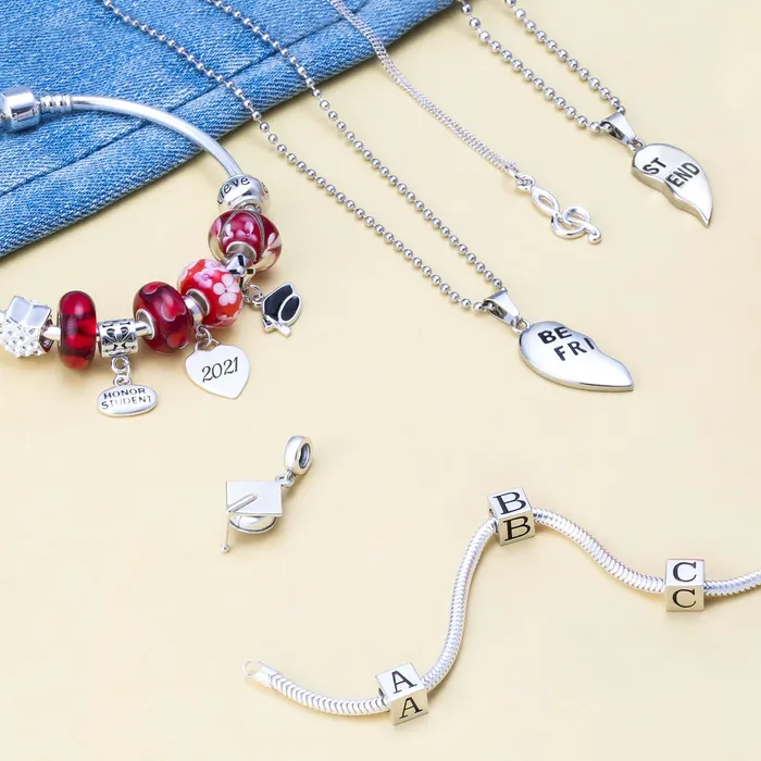 Bracelets BlingJewelry Wholesale Graduate Trencher Cap Dangle Charm Bead Sterling Silver for European Bracelet Bracelets BlingJewelry Wholesale Graduate Trencher Cap Dangle Charm Bead Sterling Silver for European Bracelet
