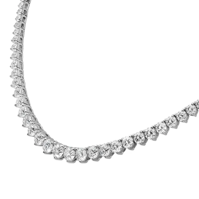 Hearts on Fire Necklaces Hearts On Fire Signature Graduated Line Necklace