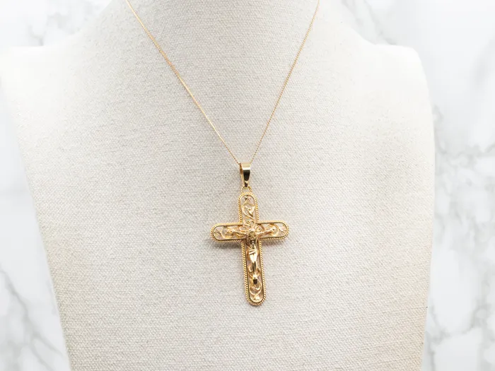 Market Square Jewelers PreStyled Sets Gold Filigree Crucifix Pendant