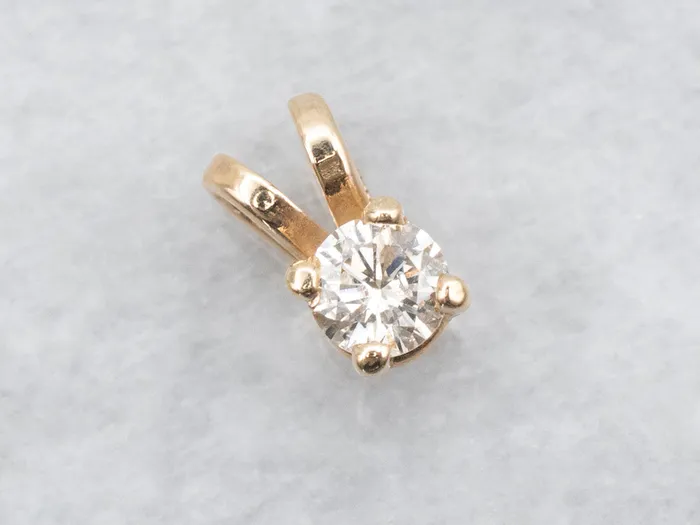 Market Square Jewelers PreStyled Sets Yellow Gold Diamond Solitaire Pendant