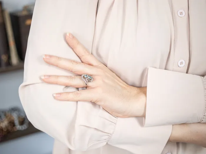 Market Square Jewelers Rings Blue Zircon Toi et Moi Bypass Style Ring