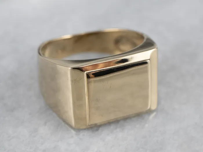 Market Square Jewelers Vintage 14K Gold Signet Ring Rings