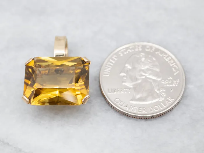 PreStyled Sets Market Square Jewelers Unique Yellow Gold East West Citrine Solitaire Pendant