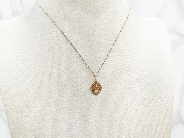PreStyled Sets Market Square Jewelers Yellow Gold Religious Medal Pendant PreStyled Sets Market Square Jewelers Yellow Gold Religious Medal Pendant