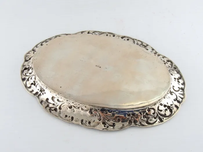 Rings Market Square Jewelers Coin Silver Serving Plate with Rose Border Rings Market Square Jewelers Coin Silver Serving Plate with Rose Border