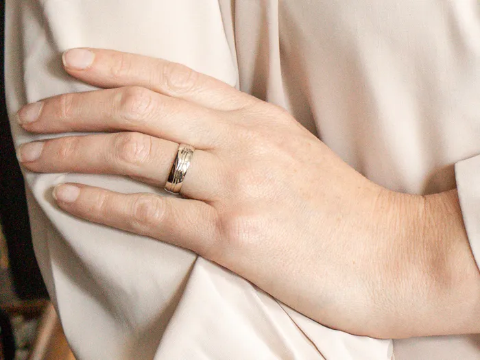 Rings Market Square Jewelers Double Line White Gold Wedding Band