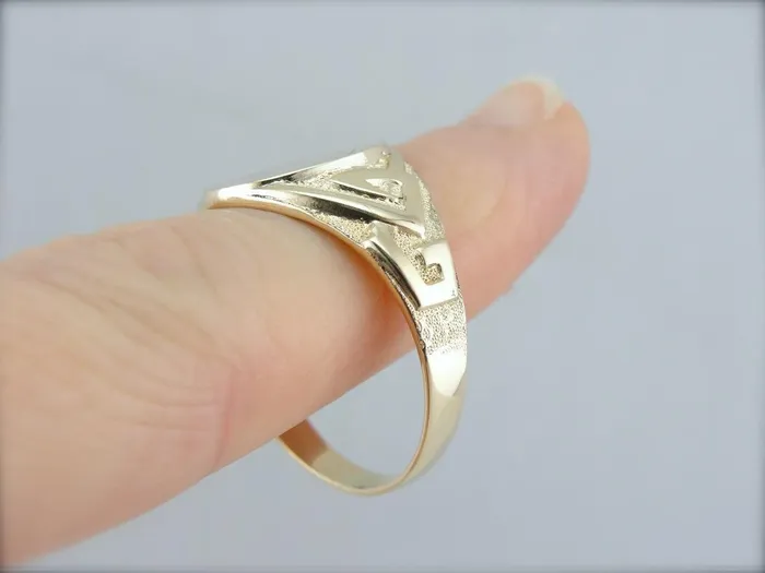 Rings Market Square Jewelers Geometric Themed Signet Ring Ready For Monogram Rings Market Square Jewelers Geometric Themed Signet Ring Ready For Monogram