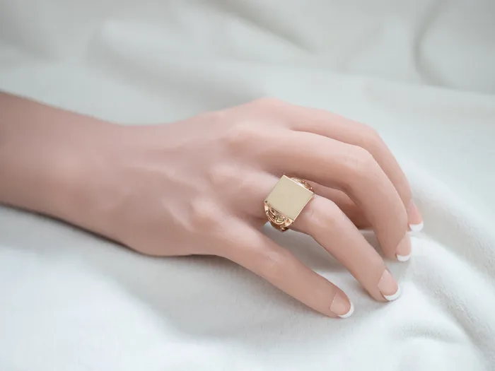 Rings Vintage Square Top Signet Ring Market Square Jewelers Rings Vintage Square Top Signet Ring Market Square Jewelers