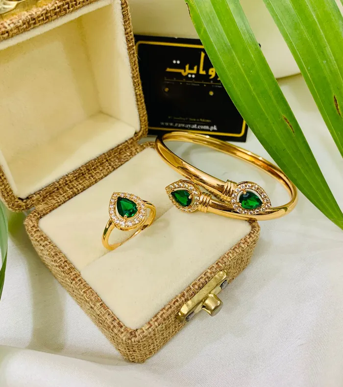 Zircon Kara Ring05 Green KJ Rings