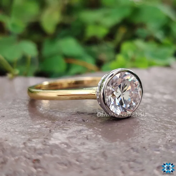 Diamondrensu 187 TCW Round Brilliant Cut Delicate Hidden Halo Moissanite Engagement Ring Rings Diamondrensu 187 TCW Round Brilliant Cut Delicate Hidden Halo Moissanite Engagement Ring Rings