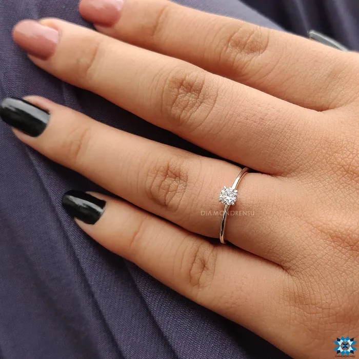 Diamondrensu Rings Dainty Delicate 024 CT Round Moissanite Solitaire Engagement Ring