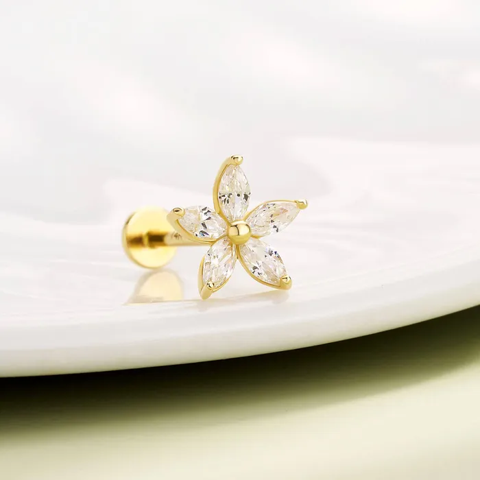 Earrings 14K Clear CZ Flower Threadless Nose and Earring Stud OUFER BODY JEWELRY
