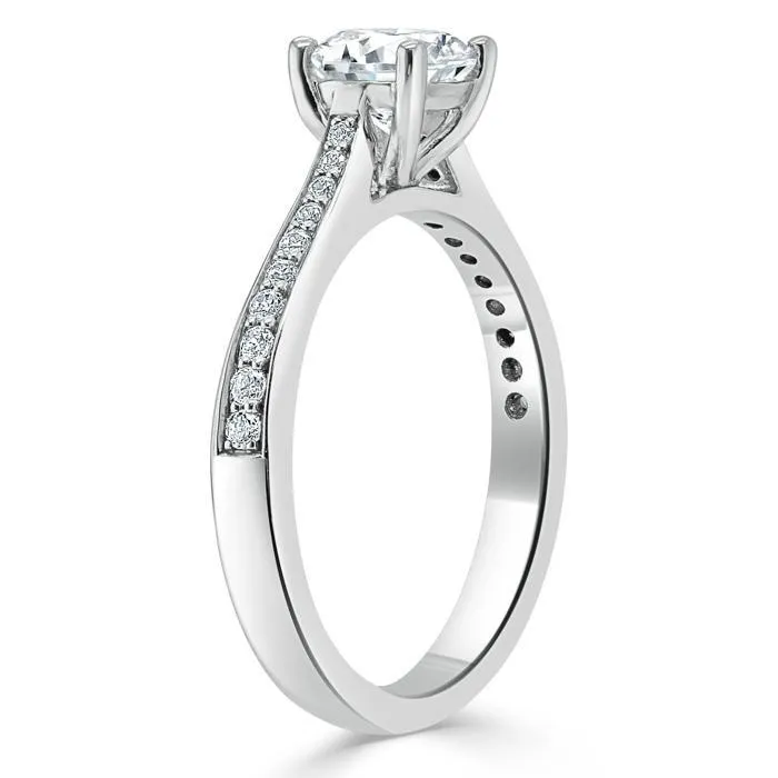 Flawless Moissanite Rings Round Cut Moissanite Engagement Ring Classic Style
