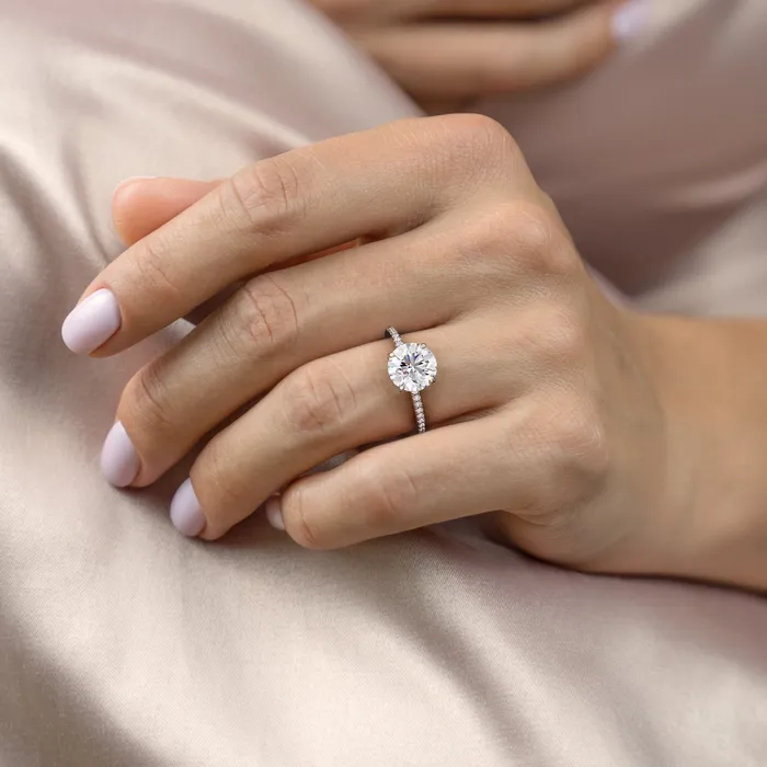 Flawless Moissanite Rings Round Cut Moissanite Engagement Ring Hidden Halo