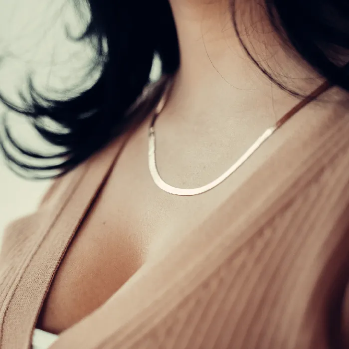 Lirys Jewelry PreStyled Sets Gold Herringbone Chain