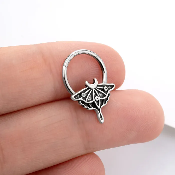 OUFER BODY JEWELRY Rings 16G Retro Moon Phase Moth Hinged Segment Septum Ring OUFER BODY JEWELRY Rings 16G Retro Moon Phase Moth Hinged Segment Septum Ring