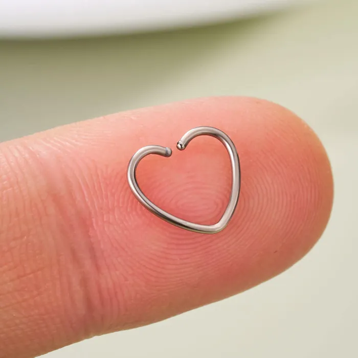 OUFER BODY JEWELRY Rings 20G Titanium Heart Seamless Nose Ring