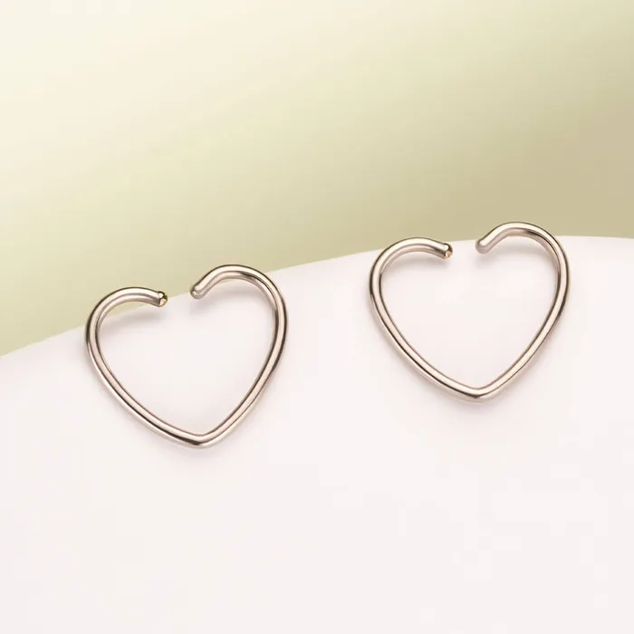 OUFER BODY JEWELRY Rings 20G Titanium Heart Seamless Nose Ring