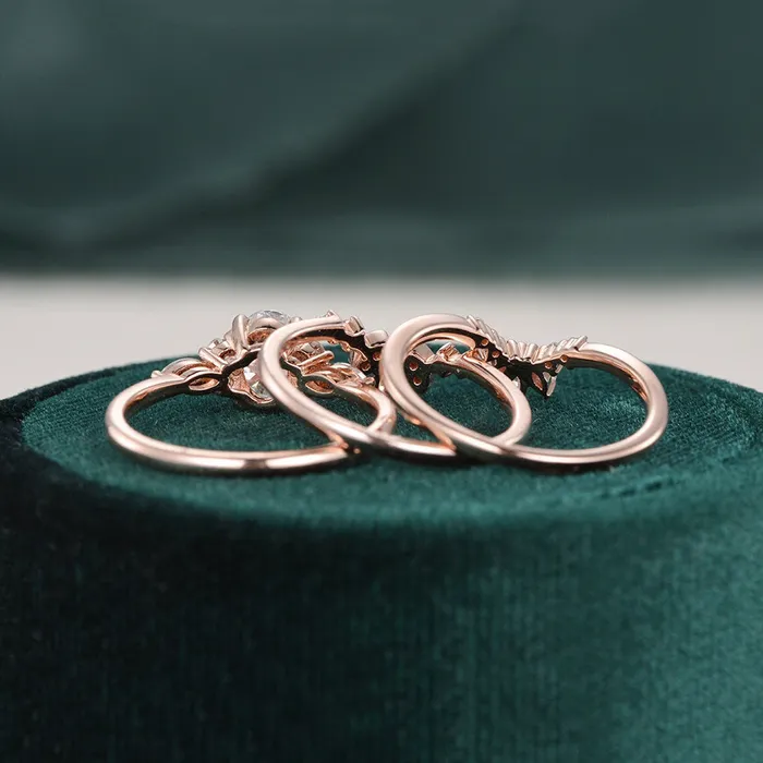 Rings 3pcs Vintage Style Bridal Ring Set Oval Cut Center Stone Flawless Moissanite Rings 3pcs Vintage Style Bridal Ring Set Oval Cut Center Stone Flawless Moissanite