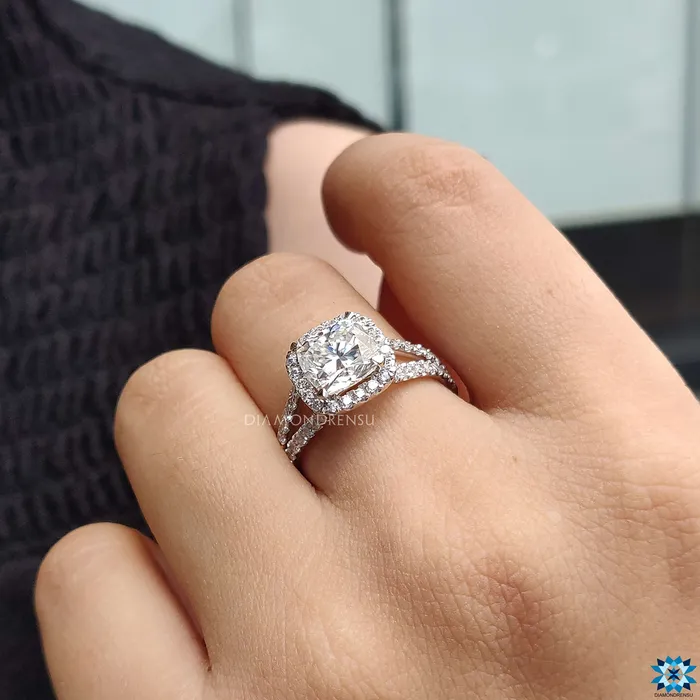 Rings Diamondrensu Cushion Cut Moissanite Halo Engagement Ring Split Shank Halo Engagement Ring 291 TW Moissanite Ring