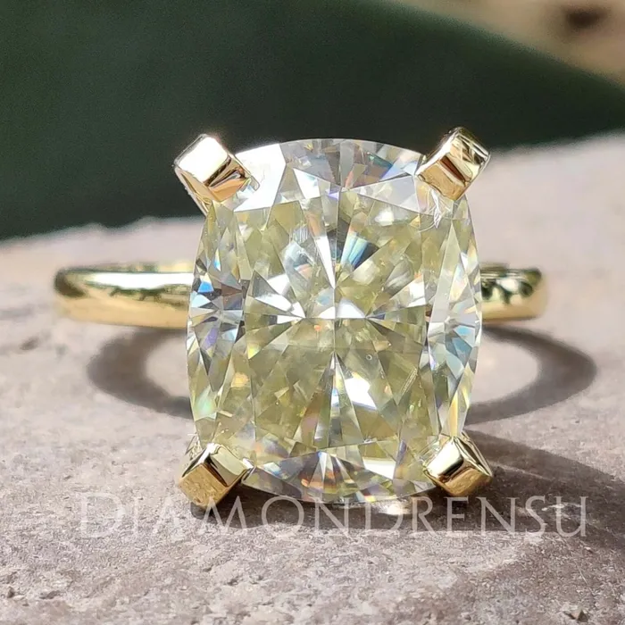 Rings Diamondrensu Elongated Cushion Cut Ring