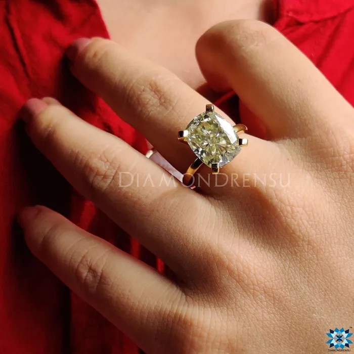 Rings Diamondrensu Elongated Cushion Cut Ring