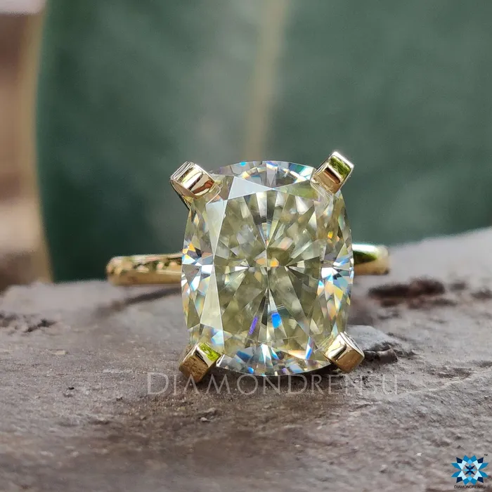 Rings Diamondrensu Elongated Cushion Cut Ring