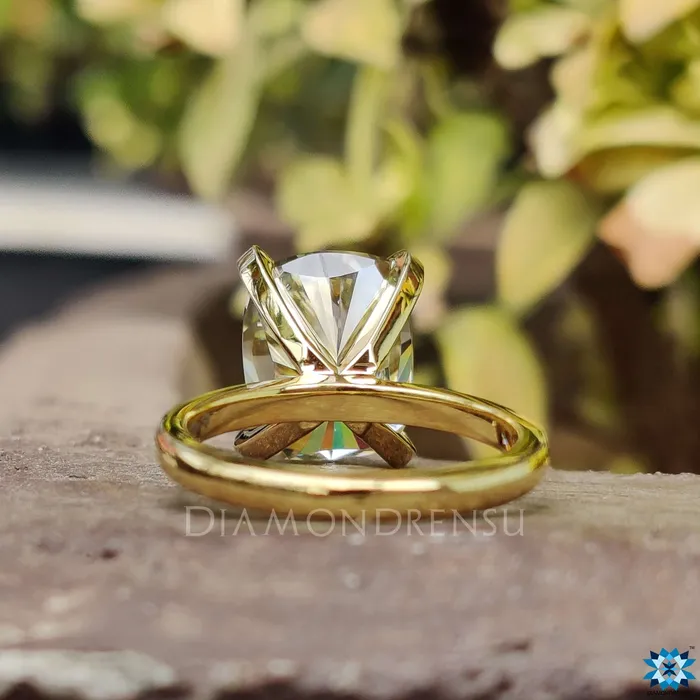 Rings Diamondrensu Elongated Cushion Cut Ring